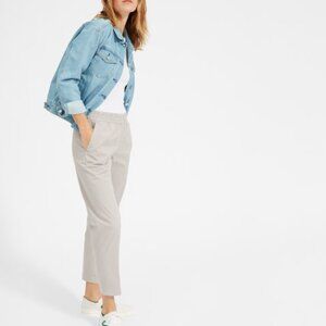 Everlane "The Easy Chino" Khaki Pants Size 6 in Stone